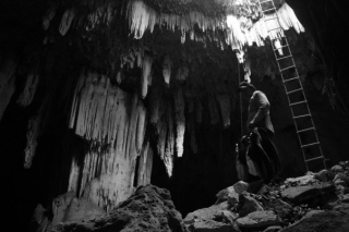 Rappel dentro de cuevas